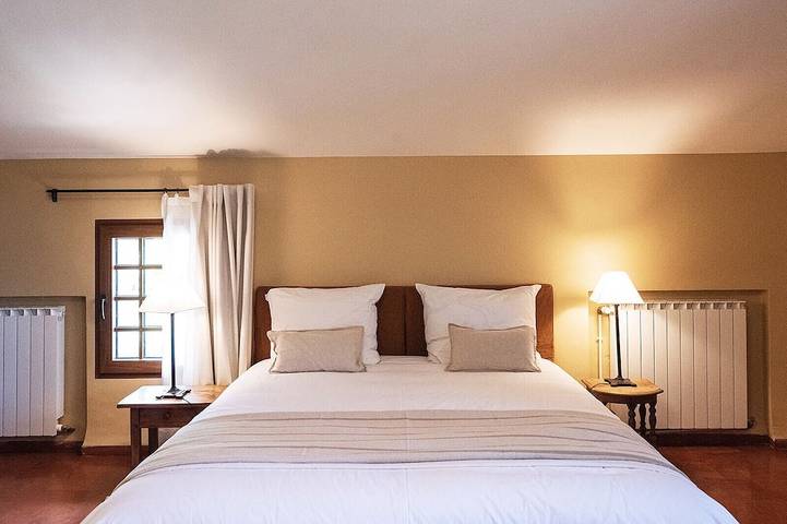 Location de vacances pour 15 personnes, avec jardin à Villars - 2