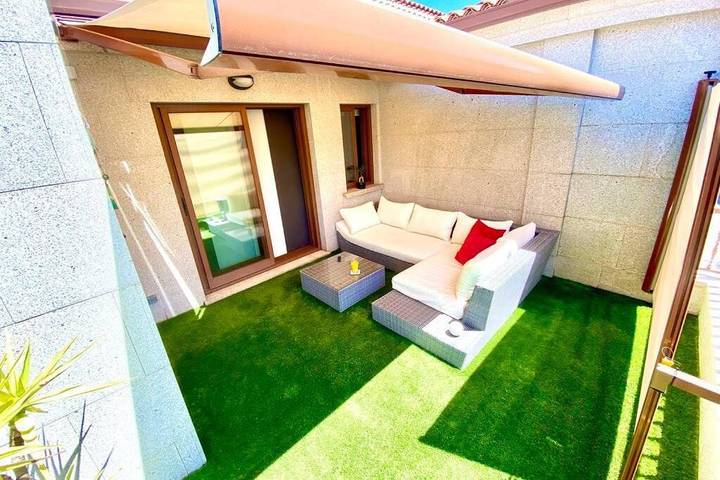 Ferienwohnung für 4 Personen, mit Terrasse und Ausblick - 1