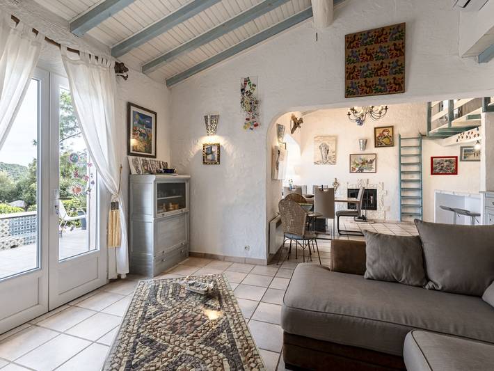 Location de vacances pour 6 personnes, avec jardin et terrasse dans Plage De L Ovu Santu - 4