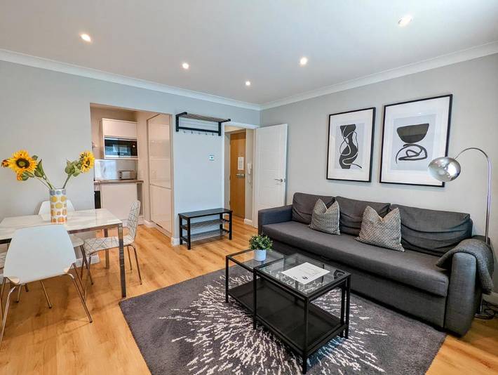 Apartment for 4 people, with view in High Wycombe