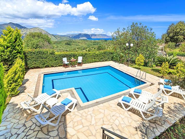 Für 10 Personen in Kournas, Kreta (West-Kreta) in Chania und Umgebung