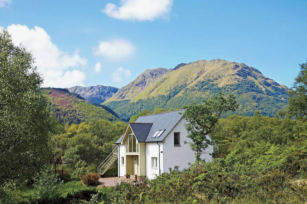 3 bedroom accommodation in North Ballachulish, Glencoe in Ballachulish, Highlands