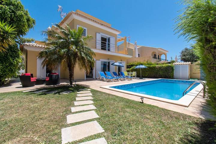 Casa rural para 8 personas, con piscina además de vistas y jardín en Altura - 2