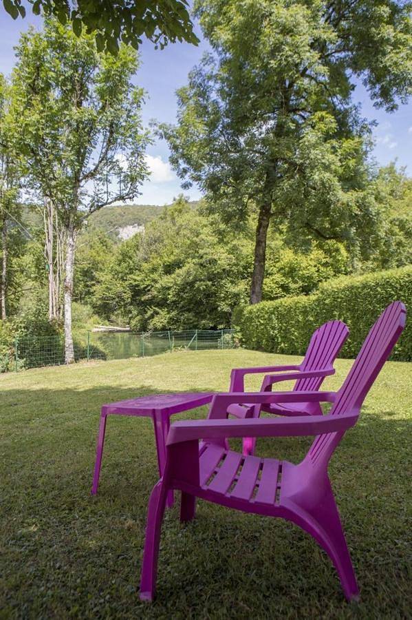Gîte pour 4 personnes, avec vue et jardin à Nans-sous-Sainte-Anne - 4