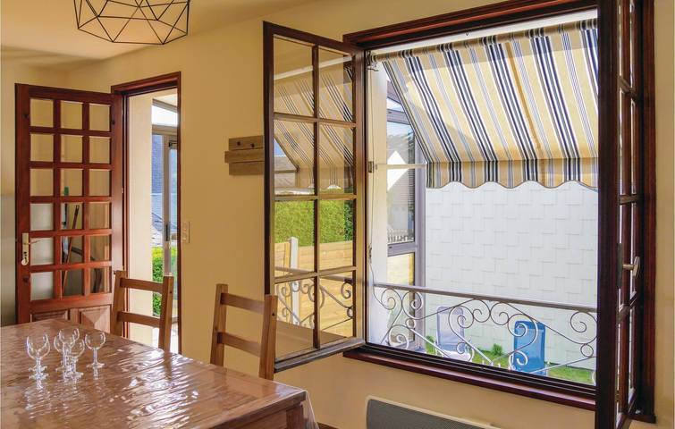 Location de vacances pour 6 personnes, avec jardin et terrasse, animaux acceptés à Hauteville-sur-Mer - 2