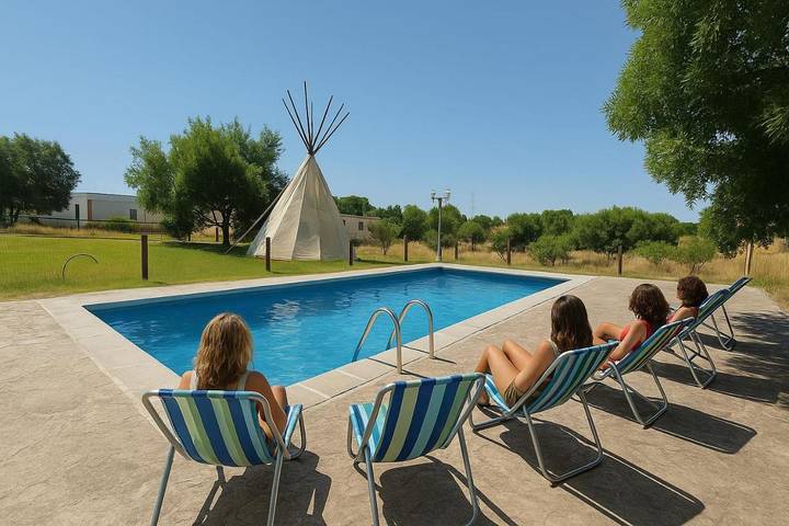Casa rural para 22 personas, con jardín además de piscina y vistas, Se admiten mascotas en Provincia de Toledo