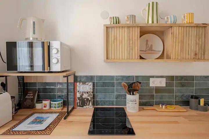 Gîte pour 4 personnes, avec terrasse, animaux acceptés dans Port du Vallon des Auffes - 2