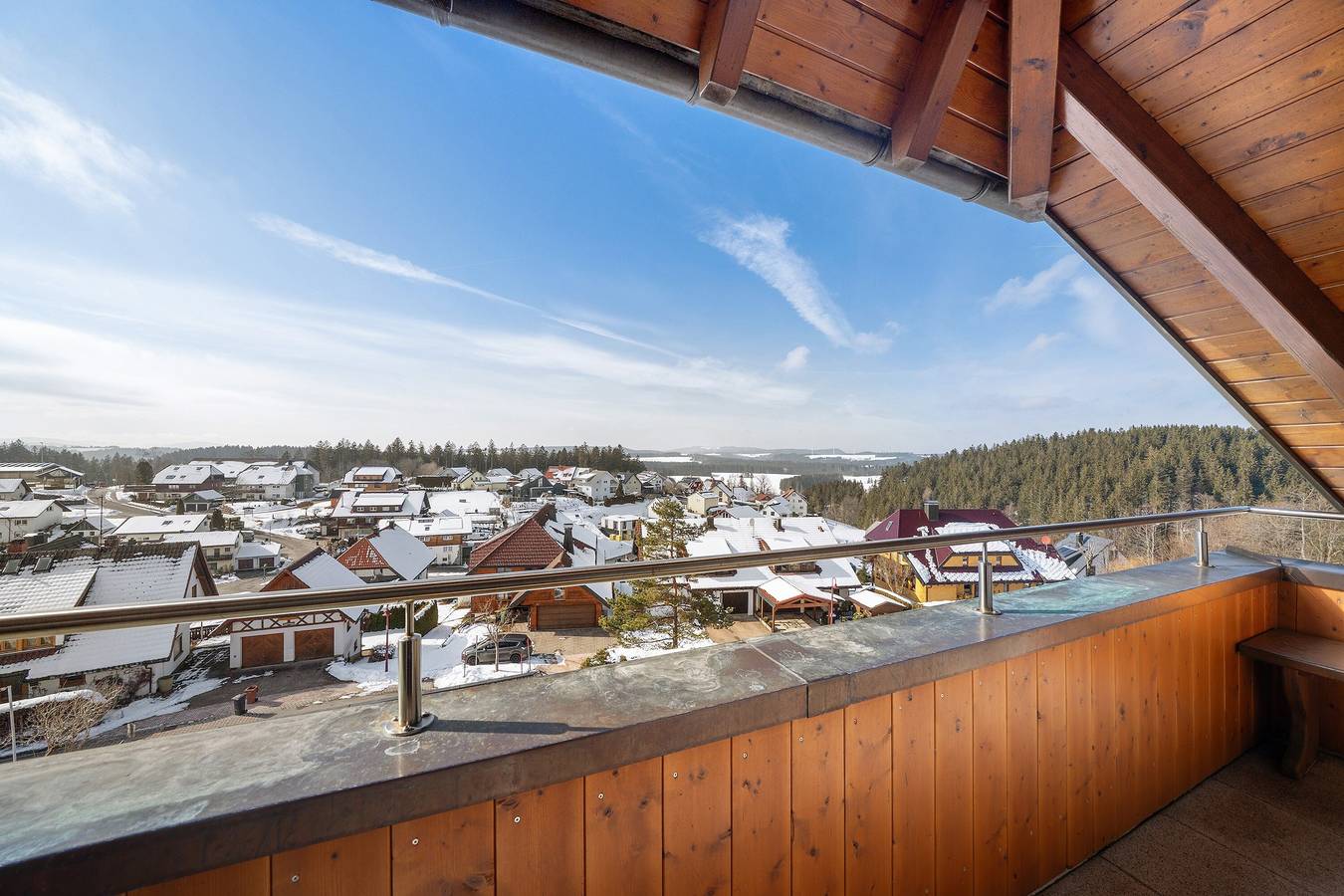 Ganze Wohnung, Ferienwohnung 'Feldbergblick' mit Bergblick, Gemeinschaftsgarten und Wi-Fi in Furtwangen, Südschwarzwald