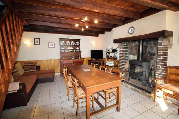 Gîte pour 6 personnes, avec jardin à Le Châtenet-en-Dognon - 4