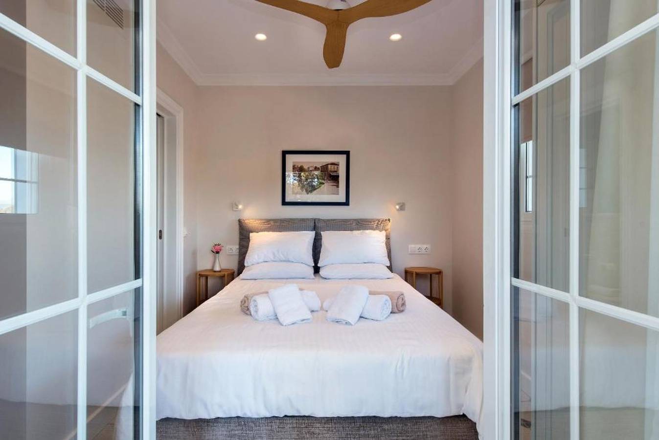 Entire apartment, Three Bedroom Apartment - Nancy Suites in Kassiopi, Corfu
