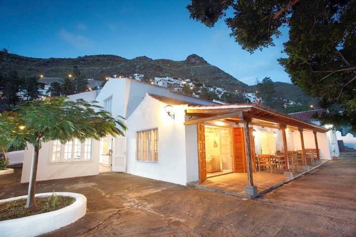 Casa rural con piscina para 10 personas, con Balcón y Terraza además de Jardín y Piscina en Valle de Agaete - 2