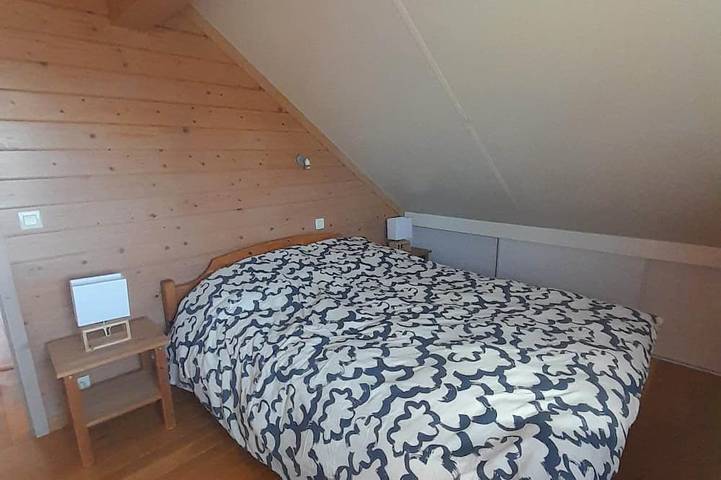 Gîte Tout Confort Avec Grand Jardin, Terrasse et Garage Dans Village Calme in Houffalize, Bastogne