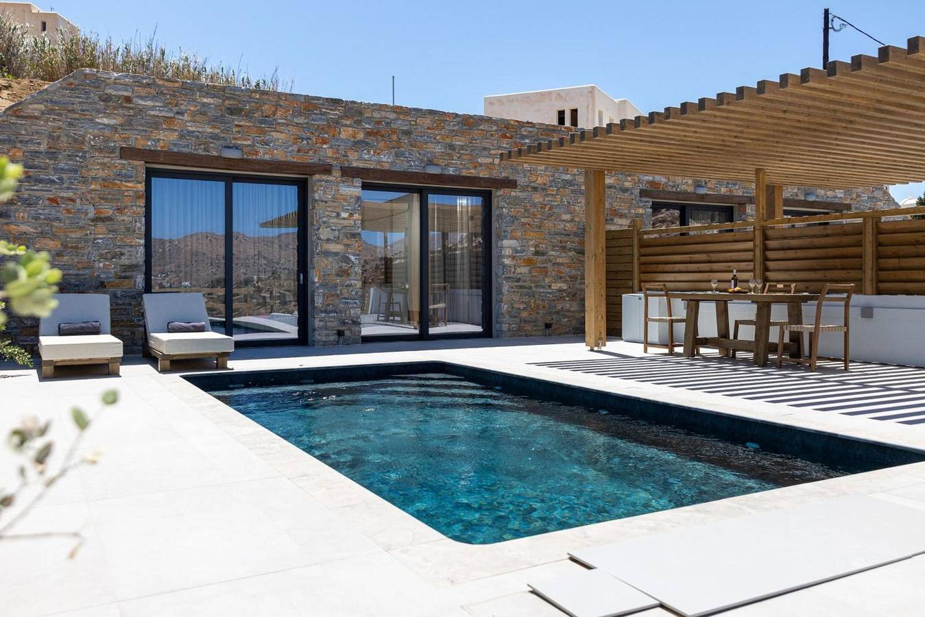Apartamento inteiro, Apartamento 'Bonsai Luxury One-Bedroom House' com Vista Montanha, Wi-Fi e Ar Condicionado in Naxos