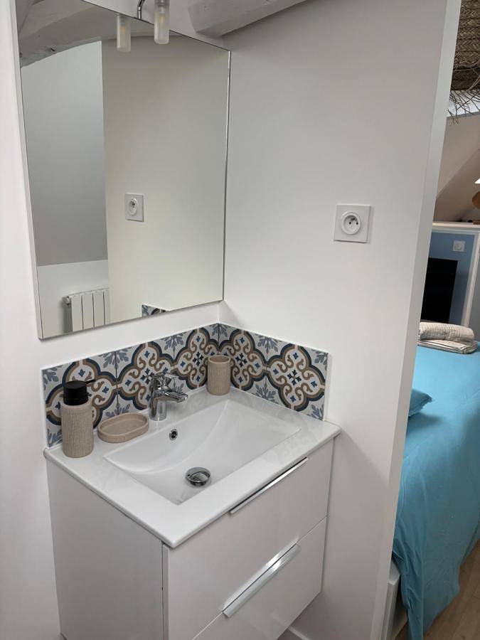 Appartement entier, One-Bedroom Apartment in Ennevelin, Région de Lille