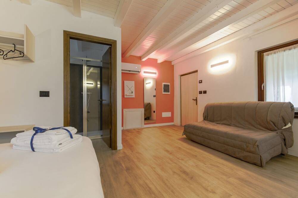 Appartement entier, Cyclamen - Room in nature with private bathroom in Belluno, Schiara