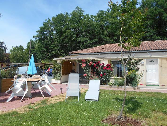 Chambre d’hôte pour 2 personnes, avec jardin ainsi que piscine et jacuzzi, animaux acceptés en Dordogne - 3