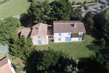 Gîte pour 12 personnes, avec jardin dans Plage du Goulet