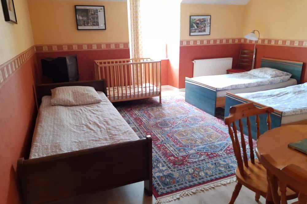 Appartement entier, Gîte du Moulin de la Fleuristerie in Orges, Parc national de forêts