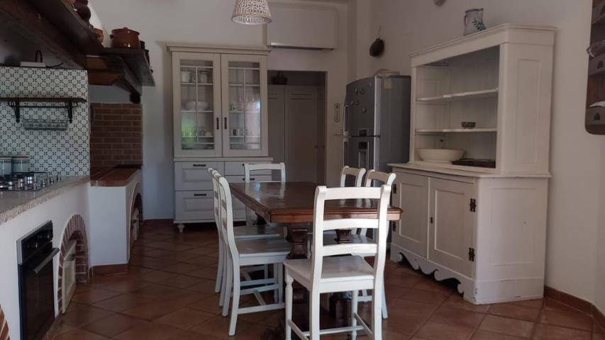 Villa per 9 persone, con balcone e panorama nonché giardino a Ponza