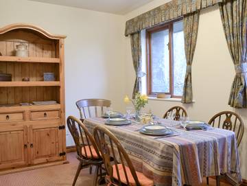 Log Cabin for 5 People in Gwynedd, North-Wales, Photo 3