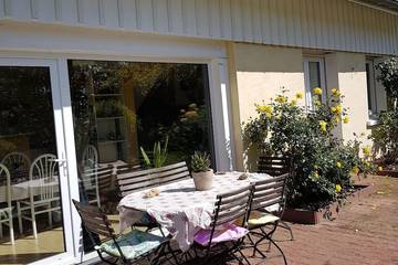 Gîte pour 6 personnes, avec jardin à Linxe