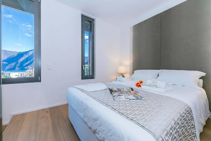 Appartement entier, Casa Basilico with Lake View and Private Garage in Lugano, Lac de Lugano
