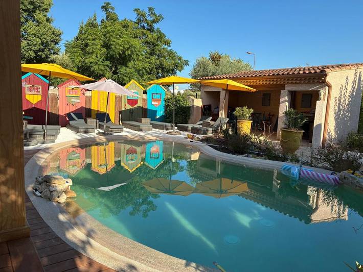 Chambre d’hôte pour 2 personnes, avec Jacuzzi et Terrasse ainsi que Jardin et Piscine à Castillon-du-Gard - 2