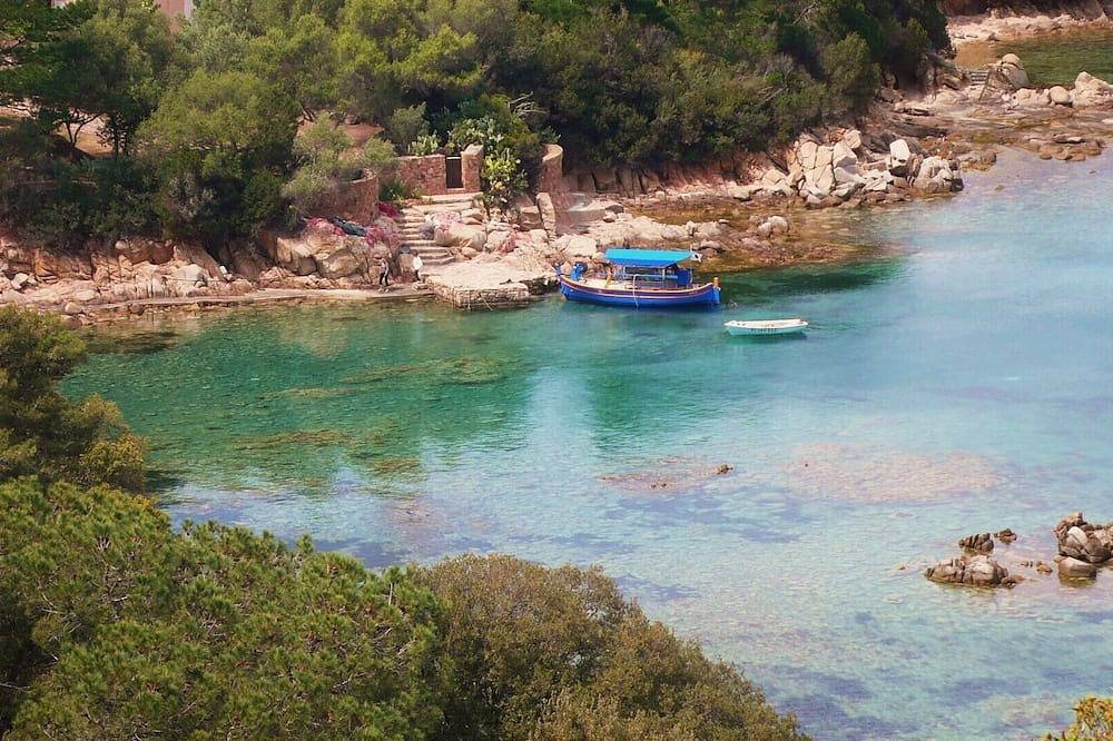 Casa con los pies en el agua in Coti-Chiavari, Region de Ajaccio