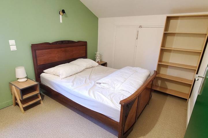 Agreable Chalet *** proche du Lac Chambon in Chambon-sur-Lac, Volcans d'Auvergne Regional Nature Park