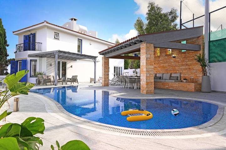 Chalet para 8 personas, con piscina además de jardín y balcón - 1