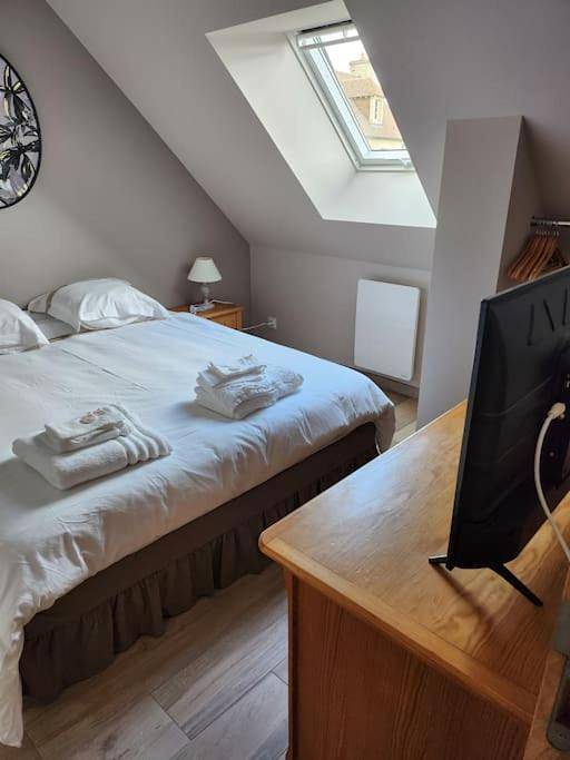 Location de vacances pour 5 personnes, avec jardin à Le Molay-Littry - 2