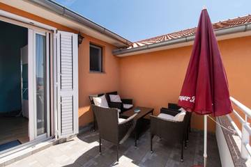 Apartament Wakacyjny dla 6 osoby w Brodarica, Żupania szybenicko-knińska, Zdjęcie 4