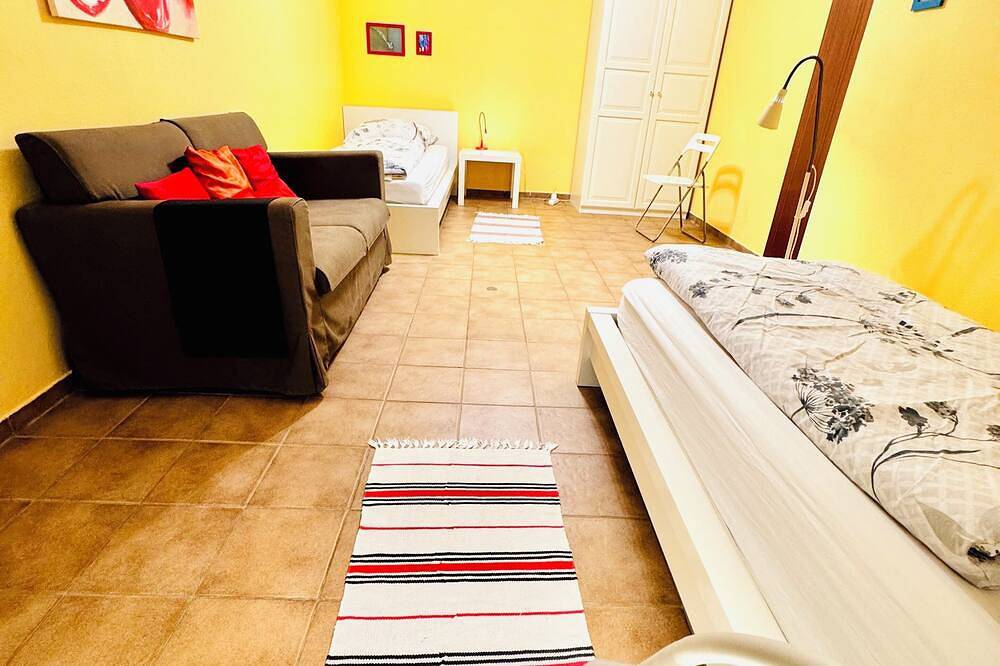 Entire apartment, Cozy and quiet garden vacation apartment in the heart of Dießen am Ammersee in Dießen am Ammersee, Ammersee