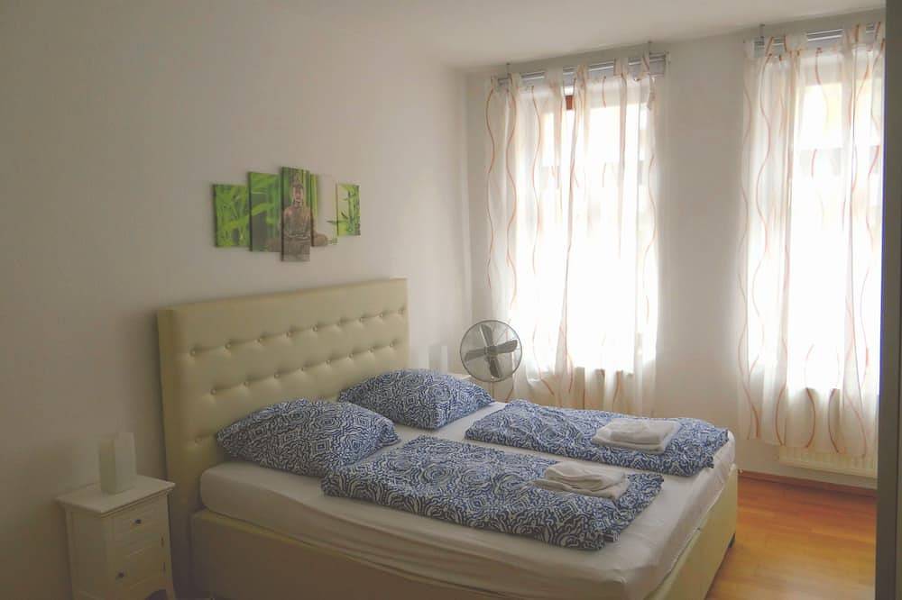 Entire apartment, Luppesuite - in a listed Wilhelminian style building near the city center in Alt-West, Leipzig