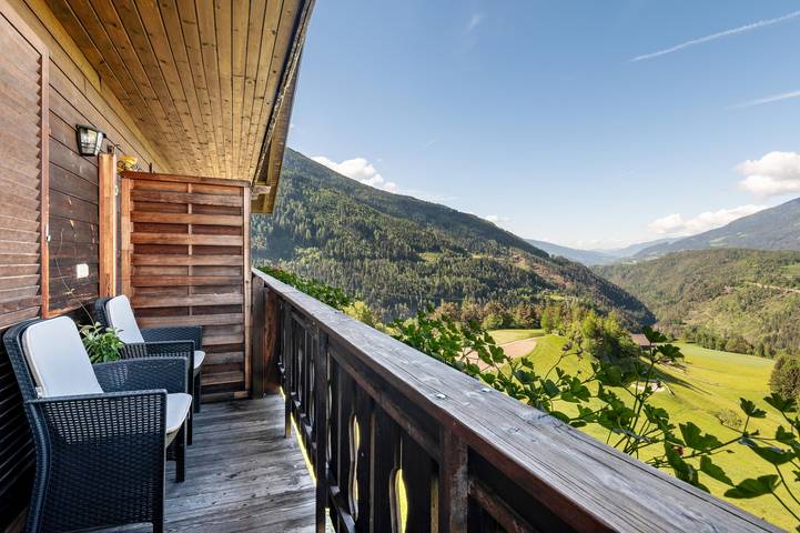 Ferienwohnung für 3 Personen, mit Balkon und Garten sowie Kinderpool in den Dolomiten - 2