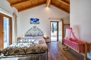 Chambre d’hôte pour 3 personnes, avec balcon dans Vallée d'Aoste