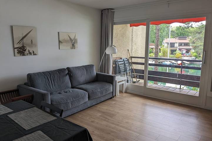 Gîte pour 4 personnes, avec balcon et piscine dans Port Ripaille - 4