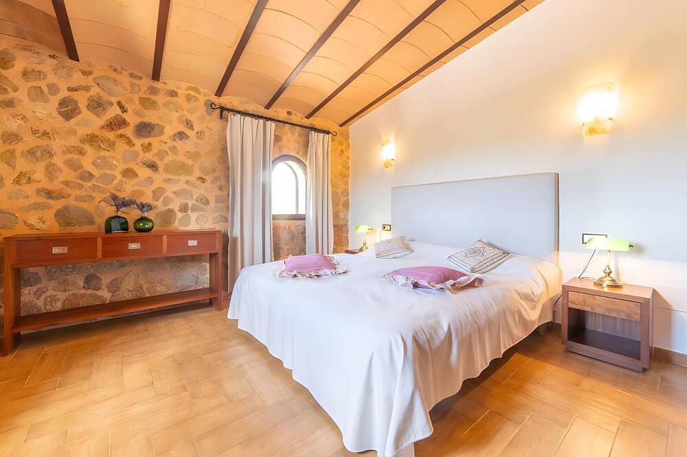 Casa rural 'Sunshine' con vistas a la montaña, wifi y aire acondicionado in Sant Joan (Pueblo), San Juan (Mallorca)