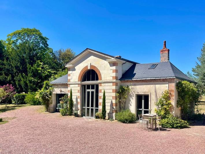 Gîte pour 4 personnes, avec vue ainsi que jardin et terrasse à Fondettes - 2