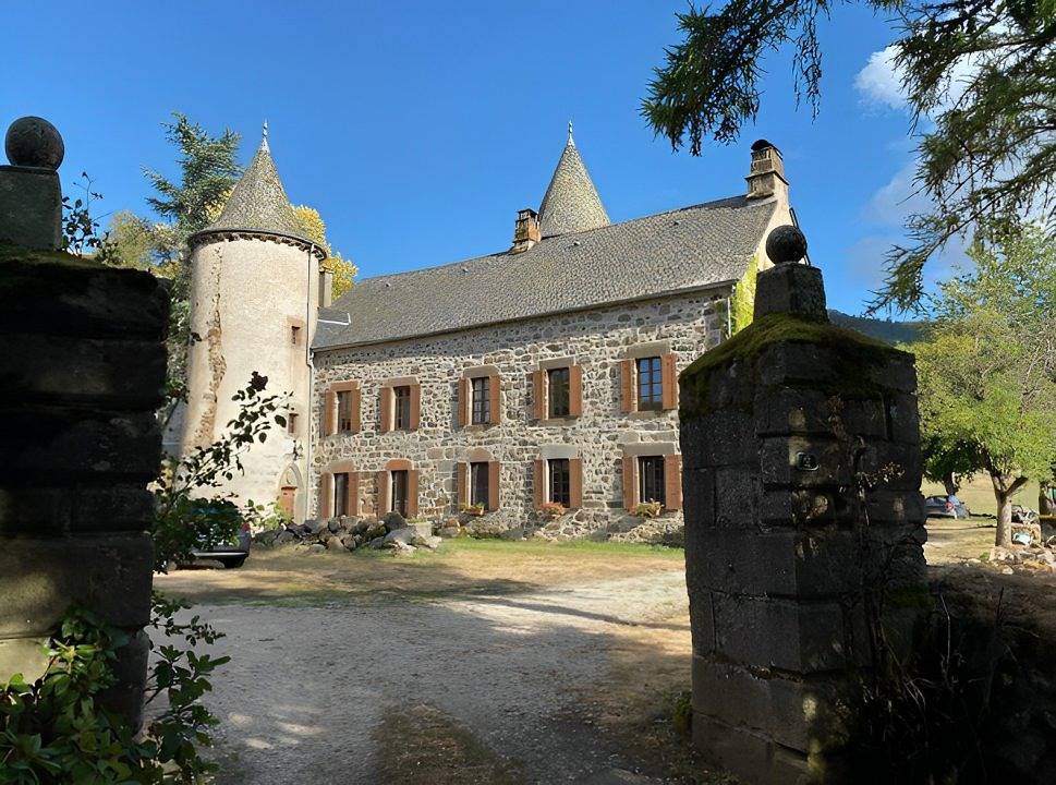Chambre d'hôtes de Curières - Chambre in Cheylade, Parc naturel régional des Volcans d'Auvergne
