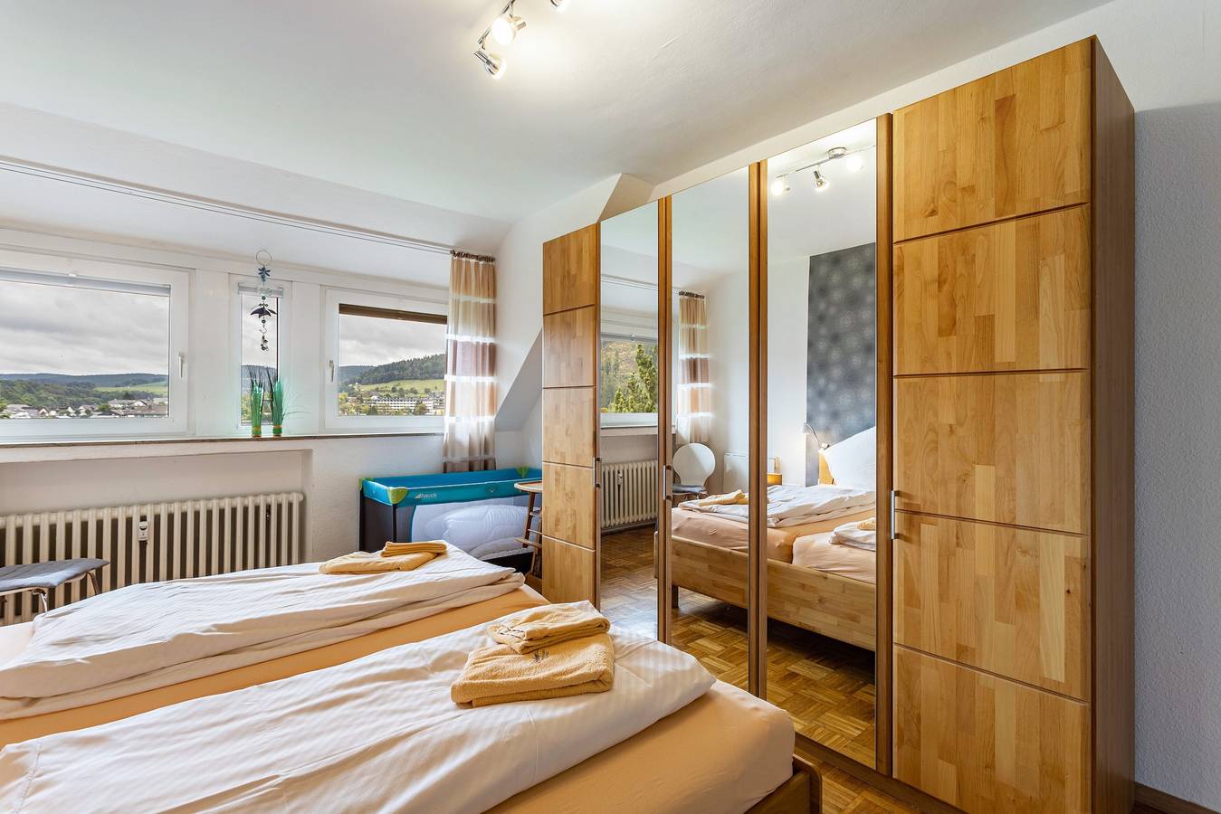Ganze Wohnung, Ferienwohnung 'Gästehaus Centrum Typ 15' mit Balkon und Wi-Fi in Willingen, die Mittelgebirge