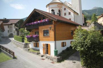 Location de vacances pour 6 personnes, avec vue et jardin, animaux acceptés à Lermoos