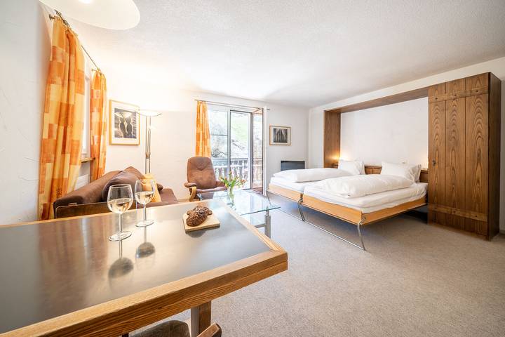 Studio für 3 Personen, mit Balkon in Tarasp