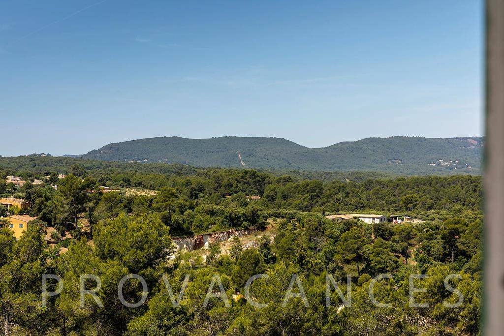 Holiday house with pool and beautiful view in Vidauban in Vidauban, Region de Draguignan