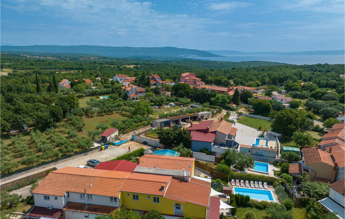 Gemütliche 1-Zimmer-Wohnung mit Terrasse, 2 km vom Strand Duga Uvala entfernt in Marčana, Südküste Istrien