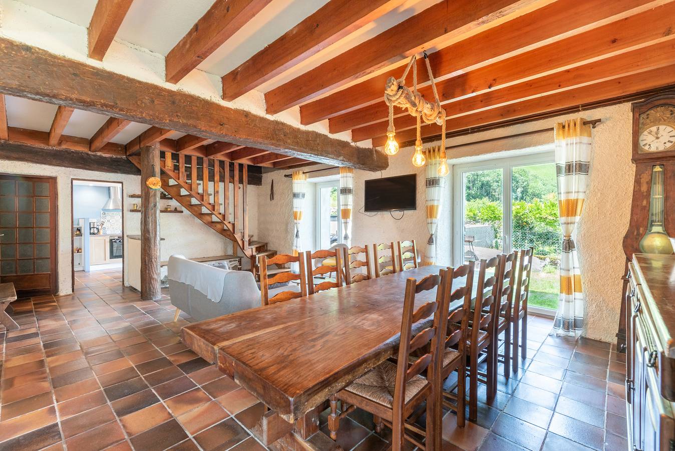 Bergchalet 'Au Milan D'Oré' – Atemberaubende Aussichten, private Terrasse und Wi-Fi in den Pyrenäen in Gère-Bélesten, Béarn