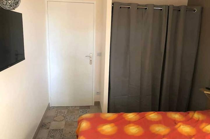 Gîte pour 7 personnes, avec piscine à Clermont-Créans - 4