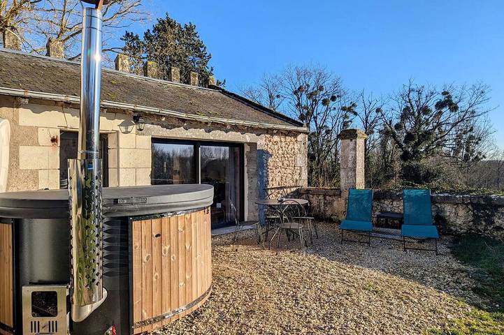 Gîte pour 2 personnes, avec piscine