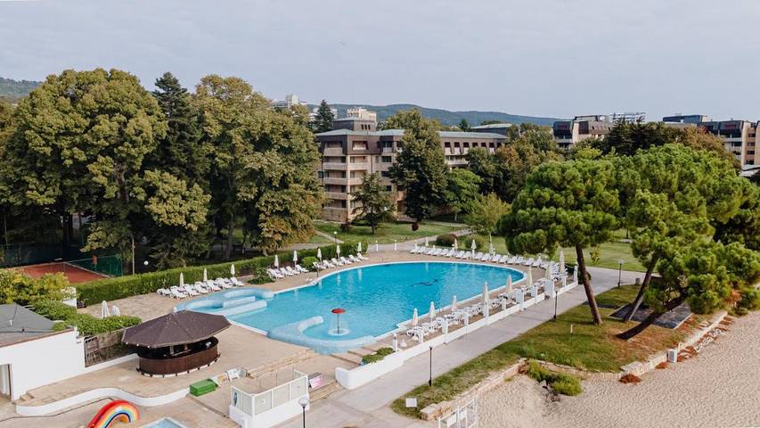 Ferienhaus für 2 Personen, mit Garten und Kinderpool sowie Pool in Varna