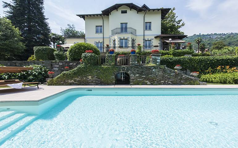 Villa per 16 persone a Comune di Stresa